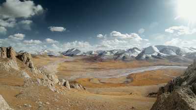 At almost 400,000
square kilometers, - Ghost of the Mountains