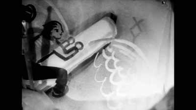At first, they fail in a man's world,
then gain success, - Hitler's Hollywood