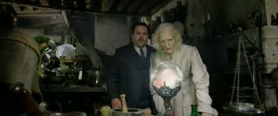 At last, we see some development. - Fantastic Beasts: The Crimes of Grindelwald