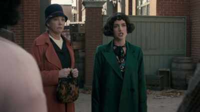 At least in jail - Frankie Drake Mysteries