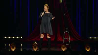 At night in New York, - Amy Schumer: Growing