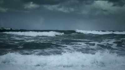 - At the end, not catching waves...
- Yeah. - Limitless with Chris Hemsworth