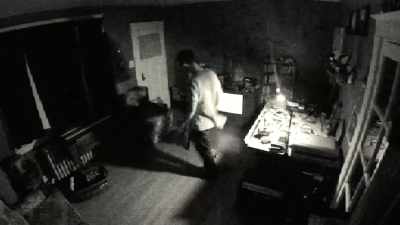 At the end, he only had three blinks
left, so he set the camera up - Butterfly Kisses