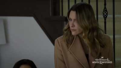 - at the house had something to do...
- No, the explosion was an accident. - Mystery 101: Killer Timing