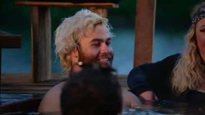 At the moment, Randy's feeling
rather randy for Devon. - Snowflake Mountain