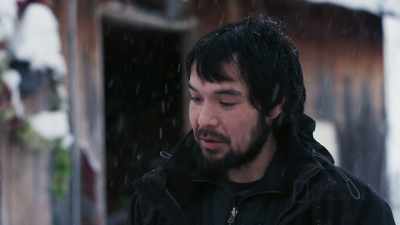 At the same time you're
doing opposite motions. - Life Below Zero: First Alaskans