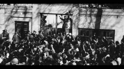 At that time, the gate was shut - Coup 53