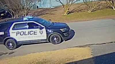 At that time,
the police had pulled up, - Neighborhood Wars