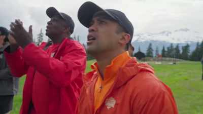 [athletes cheering] - Canada's Ultimate Challenge