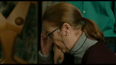 Atiendela tu, Cristina. - The Skin I Live In
