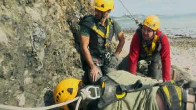 ATTENBOROUGH:
But the bones are not
in the position - Attenborough and the Sea Dragon
