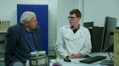 attenborough-could-fold-them-in-to-the-side - Attenborough and the Sea Dragon
