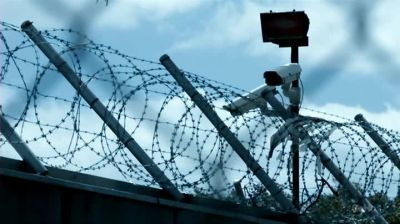 'Attention, compound!
Attention, compound! - Wentworth