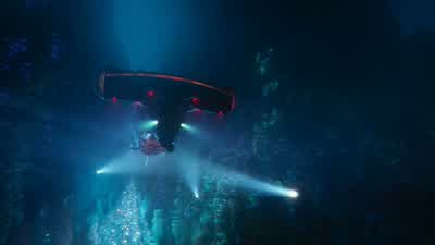 Attention, unidentified vessel. - Aquaman and the Lost Kingdom