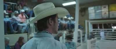 (AUCTIONEER CHATTERING) - The Rider