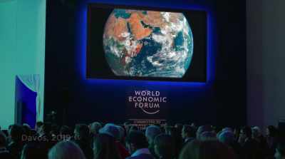[audience applauding] - David Attenborough: A Life on Our Planet