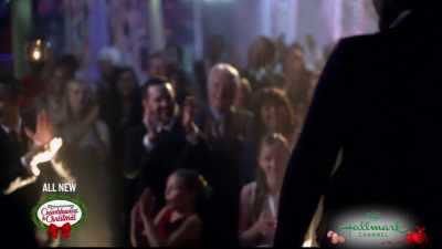 (audience applauding) - Christmas at Graceland: Home for the Holidays