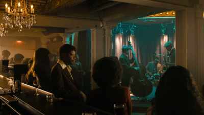 (AUDIENCE APPLAUDING) - The Deuce