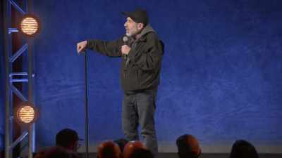 [audience applauding] - Dave Attell: Hot Cross Buns