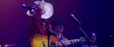 (audience applauding) - God's Country Song