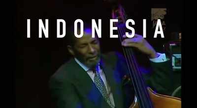(audience applauding) - Ron Carter: Finding the Right Notes