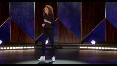 [audience applauds and laughs] - Michelle Wolf: Joke Show