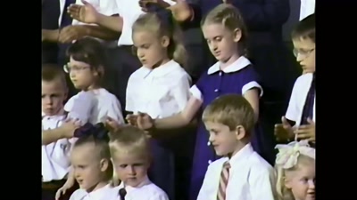 [audience applauds] - Shiny Happy People: Duggar Family Secrets