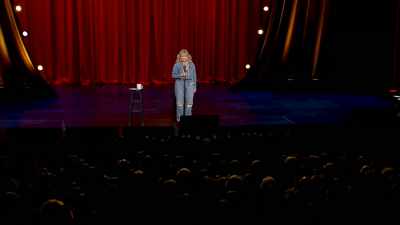 [audience applauds] - Roseanne Barr: Cancel This!