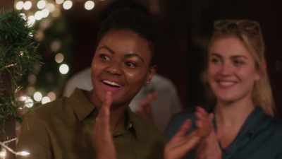 (audience applauds) - All Saints Christmas