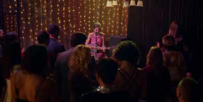 (audience applauds) - Season of Love