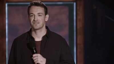 [audience applauds] - The Standups
