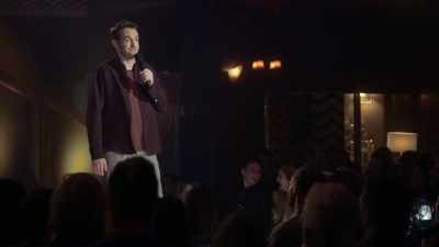 [audience applauds] - The Standups