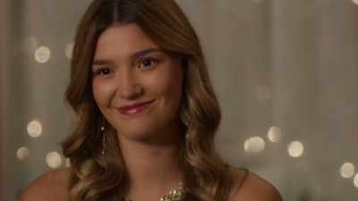 (audience applauds) - Private Princess Christmas