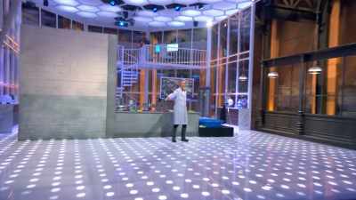 [audience applauds] - Bill Nye Saves the World