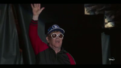 (audience cheering
and applauding continue) - Elton John Live: Farewell from Dodger Stadium