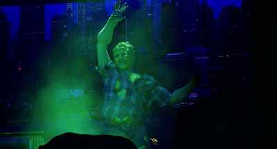 (audience cheering)
(audience applauding) - The Toxic Avenger: The Musical