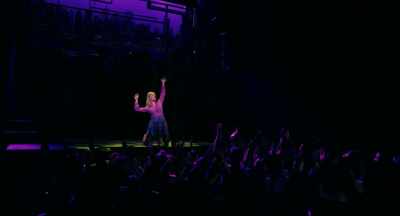(audience cheering)
(audience applauding) - The Toxic Avenger: The Musical