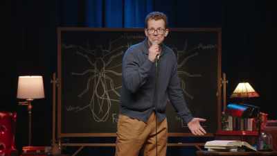 (audience cheering) - Hank Green: Pissing Out Cancer