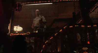 (AUDIENCE CHEERING) - American Gangster