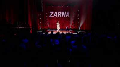 [audience cheering] - Zarna Garg: One in a Billion