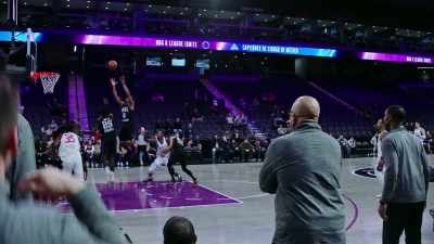 [audience cheering] - Destination NBA: A G League Odyssey