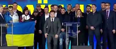 (audience cheering) - Revealing Ukraine