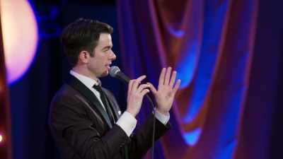 [audience cheering] - John Mulaney: Kid Gorgeous at Radio City