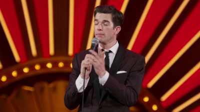 [audience cheering] - John Mulaney: Kid Gorgeous at Radio City