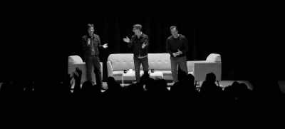 [audience cheering] - SmartLess: On the Road