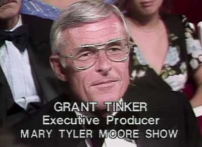 (AUDIENCE CHEERS, APPLAUDS) - Being Mary Tyler Moore