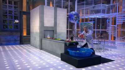 [audience cheers and applauds] - Bill Nye Saves the World