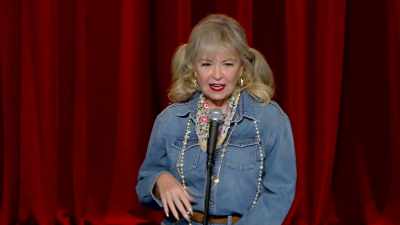 [audience cheers] - Roseanne Barr: Cancel This!