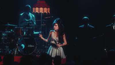 AUDIENCE CHEERS - Reclaiming Amy