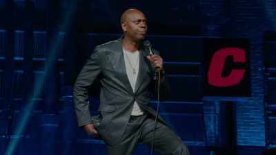 [audience cheers] - Dave Chappelle: The Closer